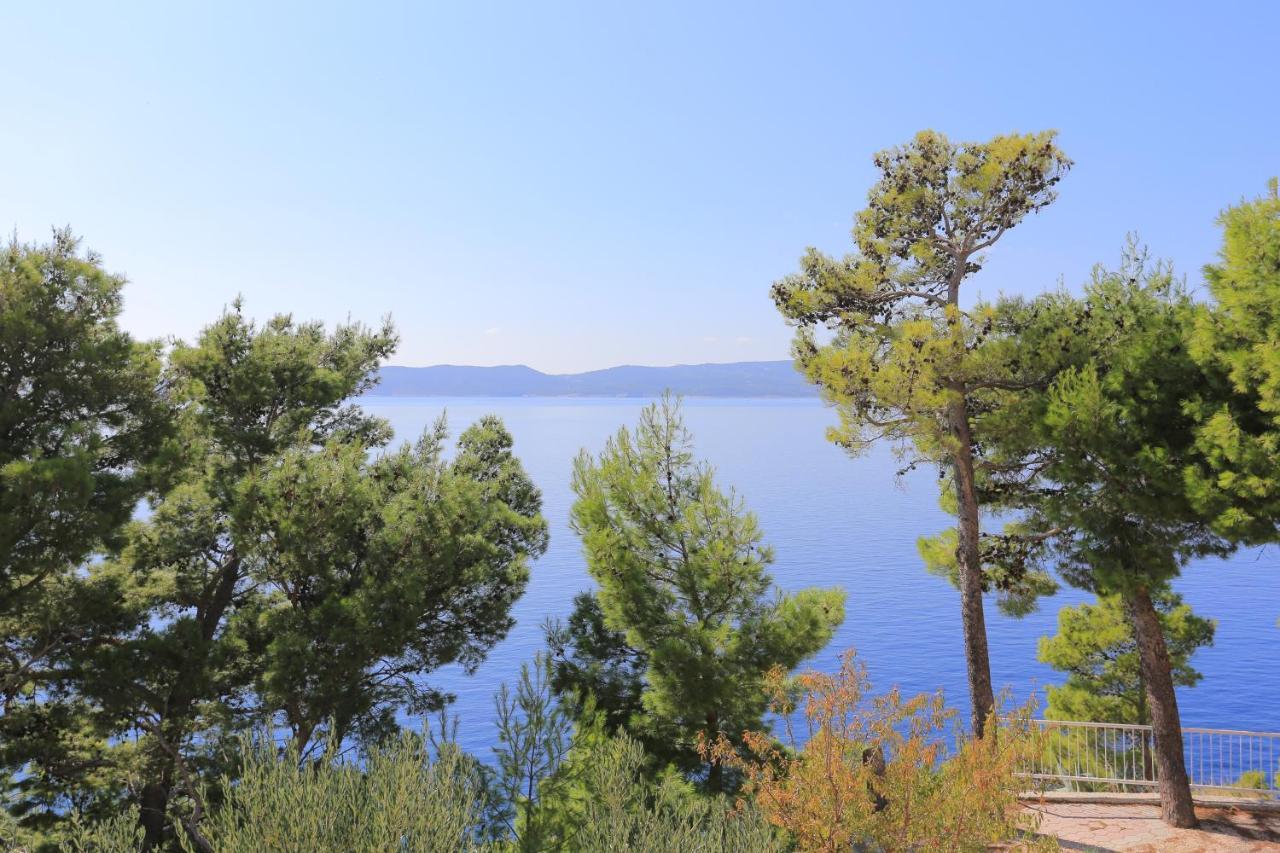Apartments By The Sea Brela, Makarska - 6688 Екстериор снимка